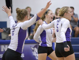 Hartington-Newcastle turns back Wynot in five sets